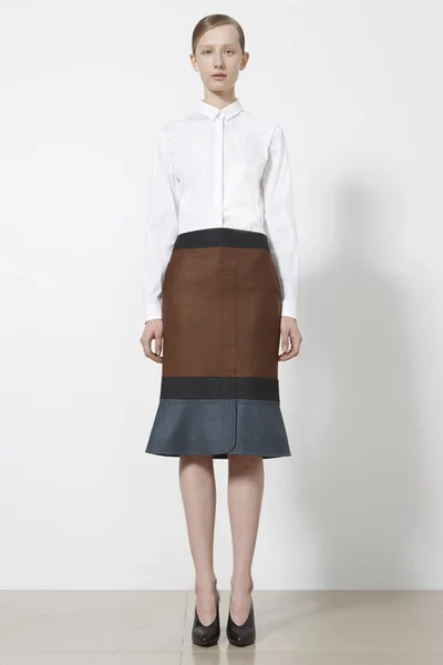 Look 16